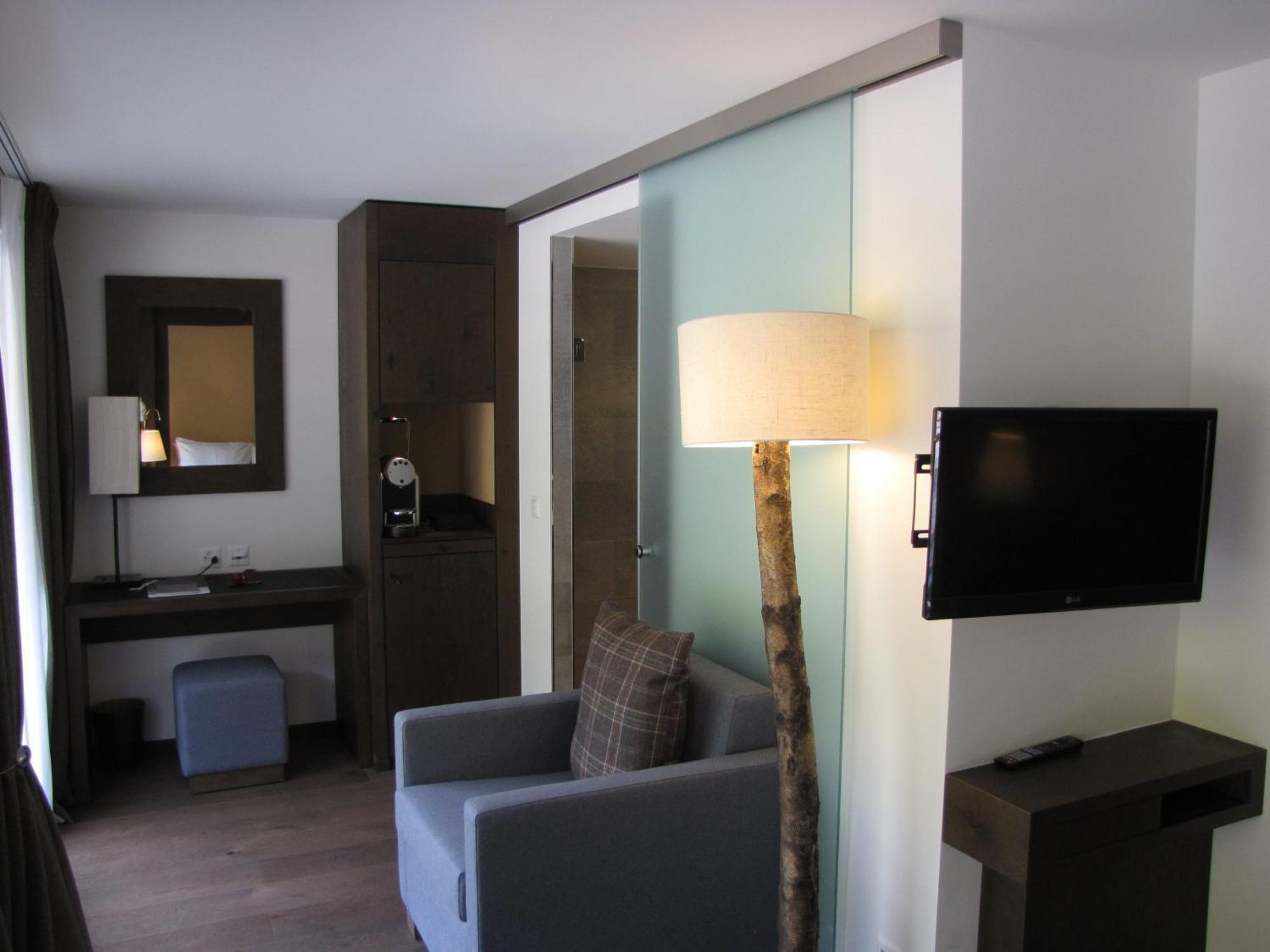 Crans Ambassador Hotel Bilik gambar